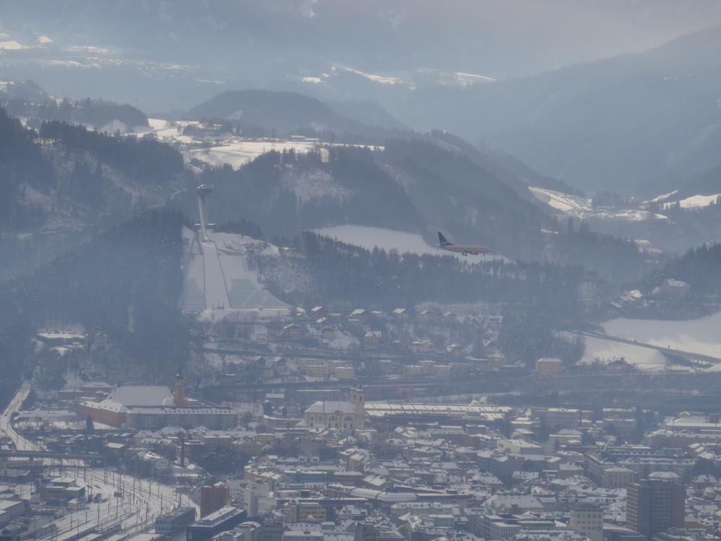 Riedz Innsbruck- Zentrales Apartmenthaus Mit Gruener Oase * Innsbruck