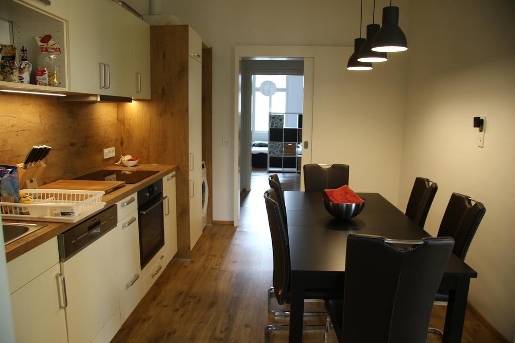 Saggen Large Flat Apartment