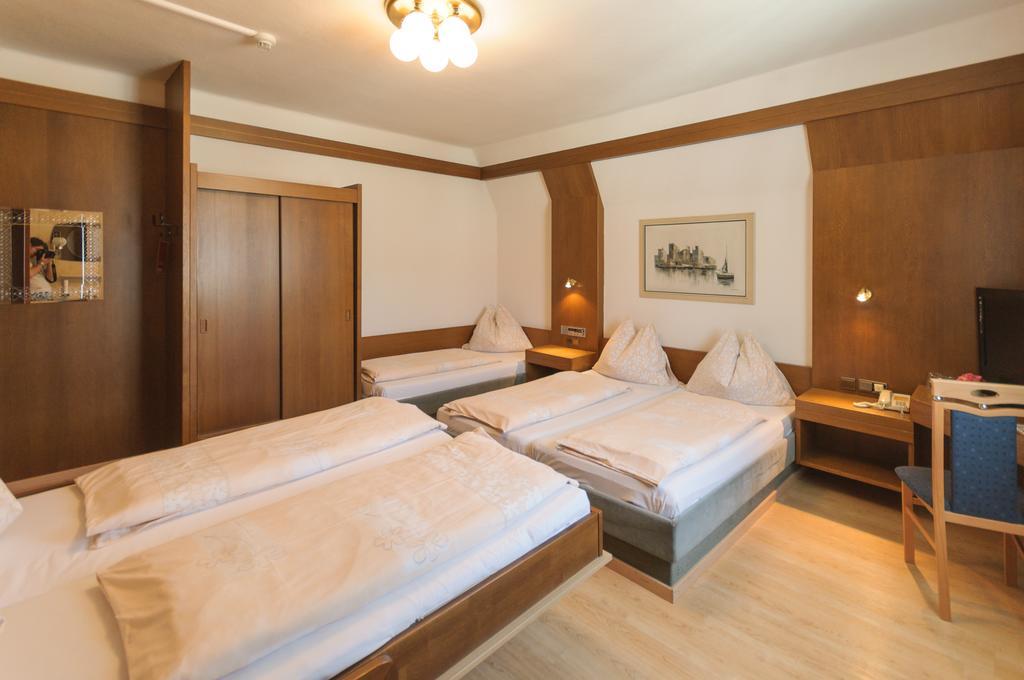 Tautermann 3*