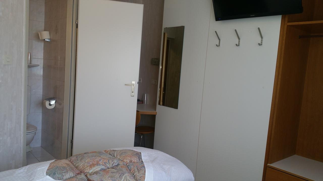 Helga Hotel 3*