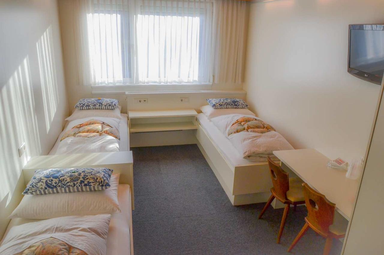 Helga Hotel
