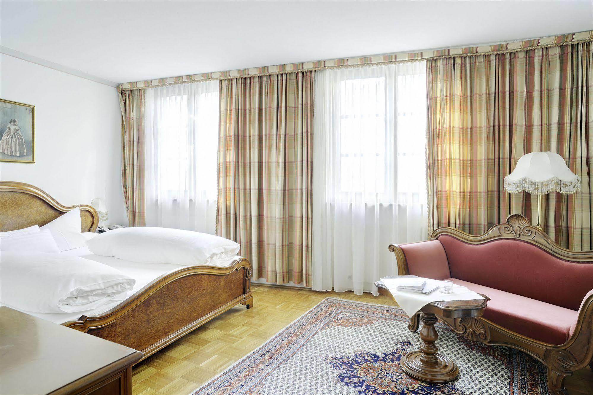 Schwarzer Adler 4* Innsbruck