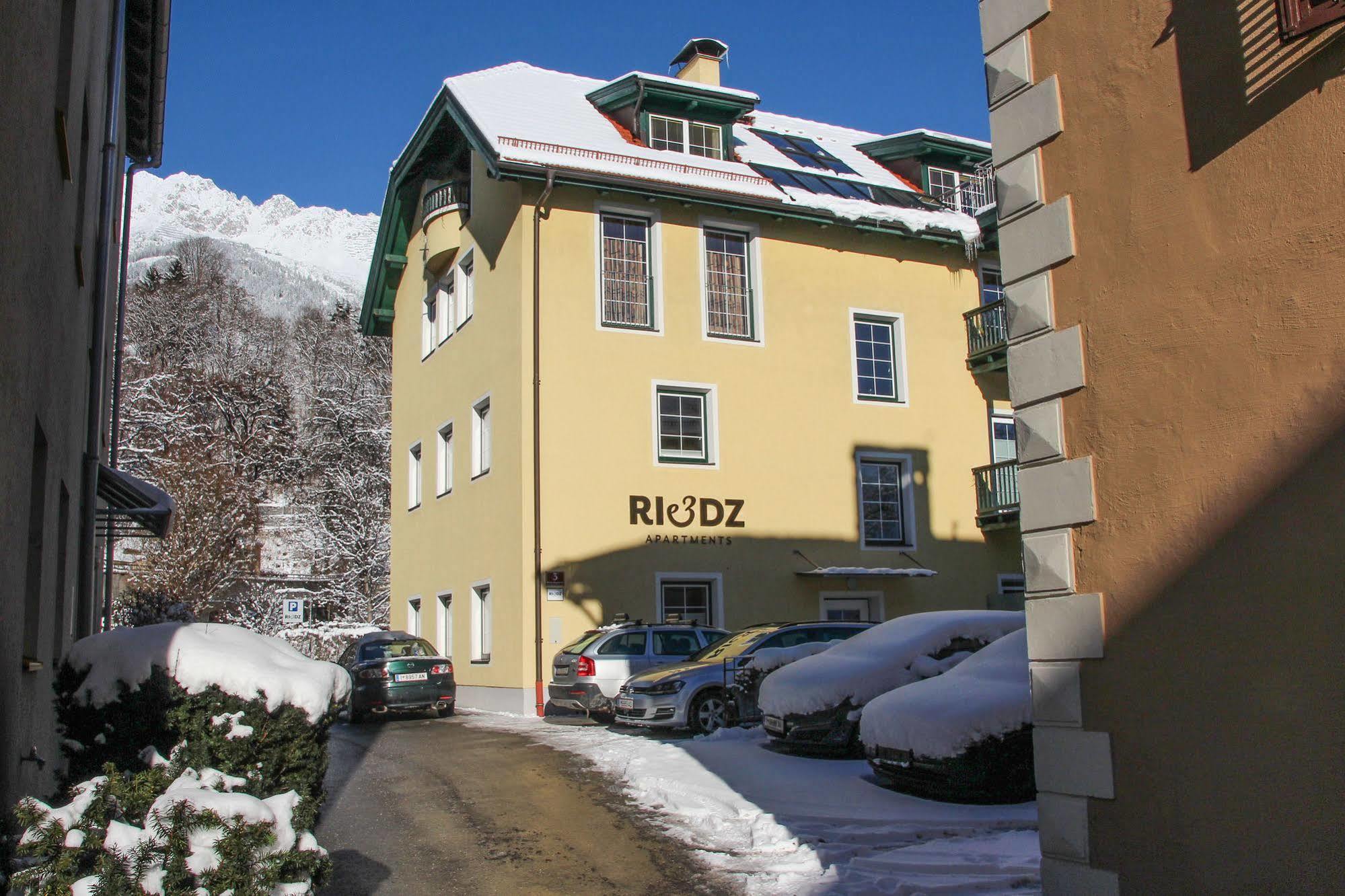 Riedz Innsbruck- Zentrales Apartmenthaus Mit Gruener Oase Apartment Innsbruck