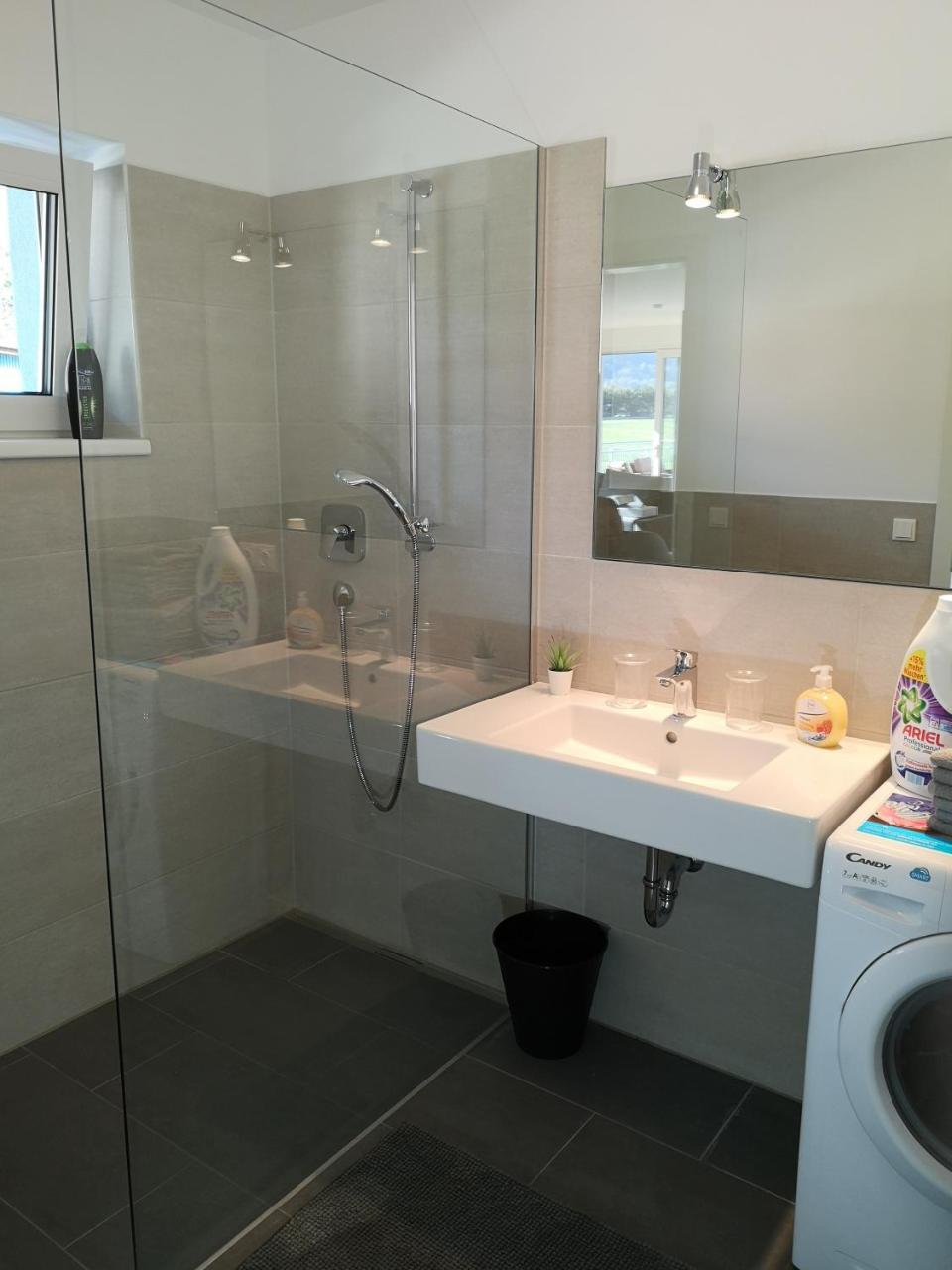 Luxury City Airport Apartment *