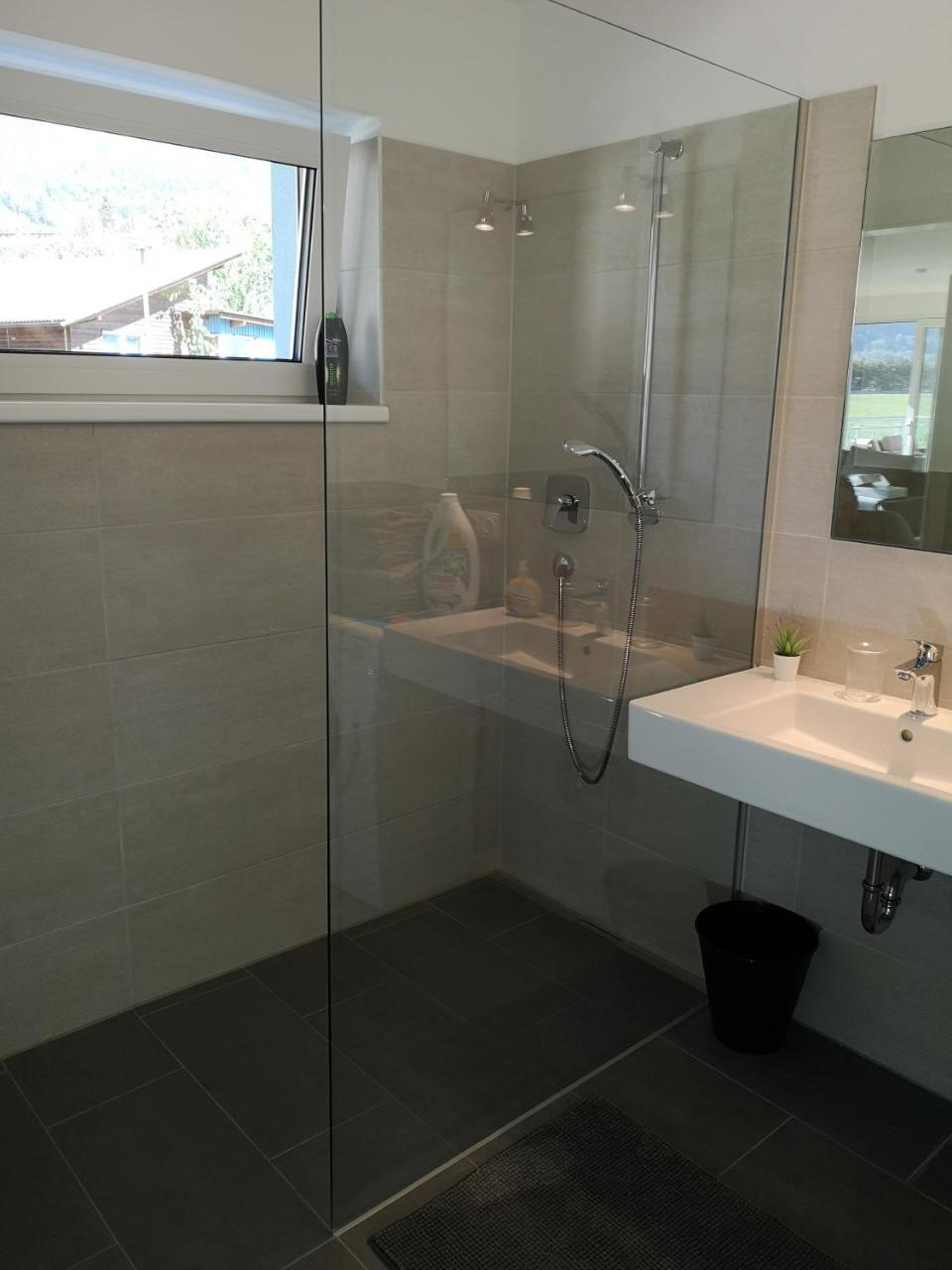 Luxury City Airport Apartment *