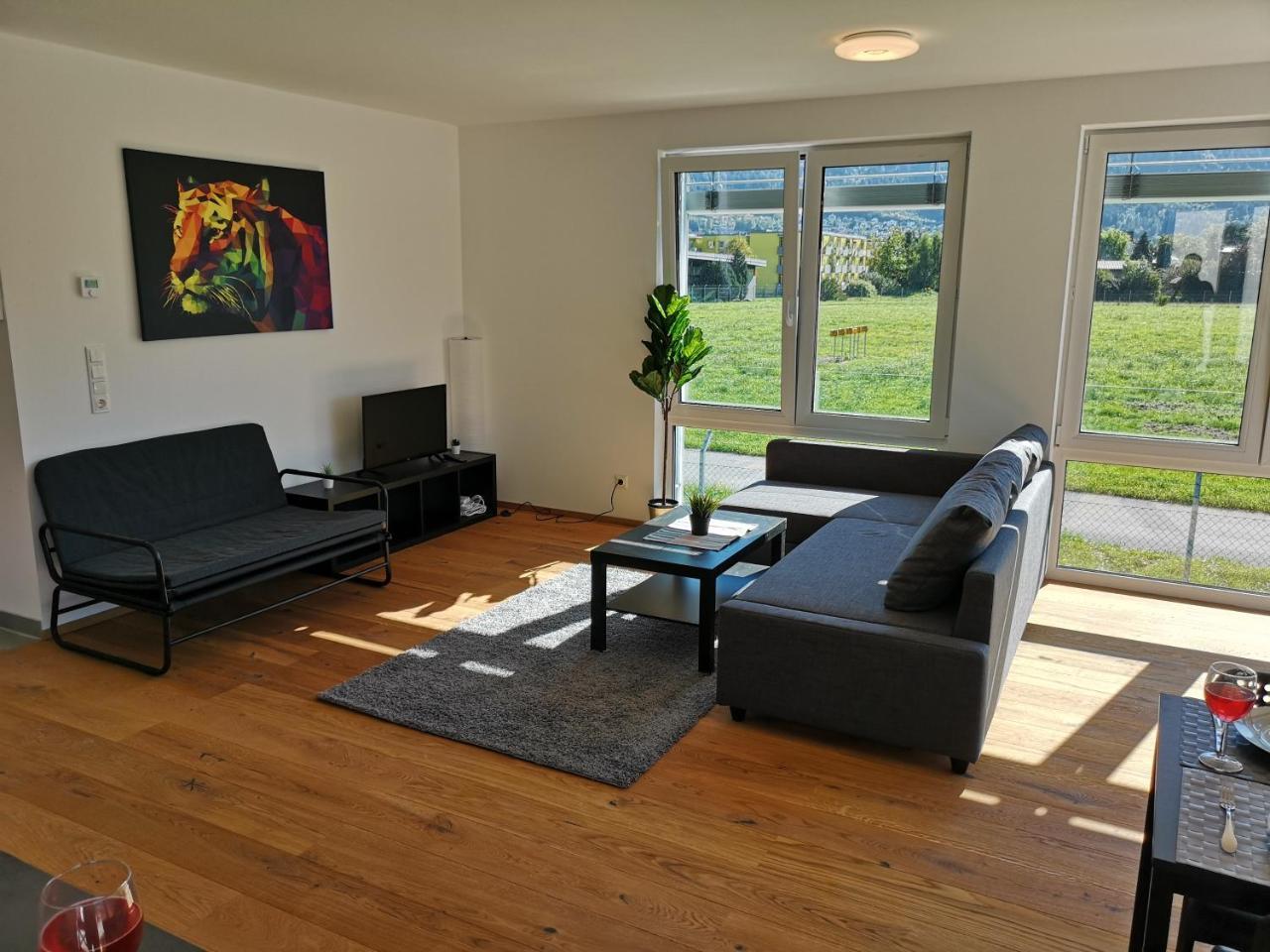 Luxury City Airport Apartment