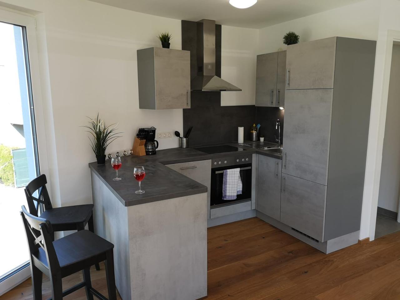 Luxury City Airport Apartment *