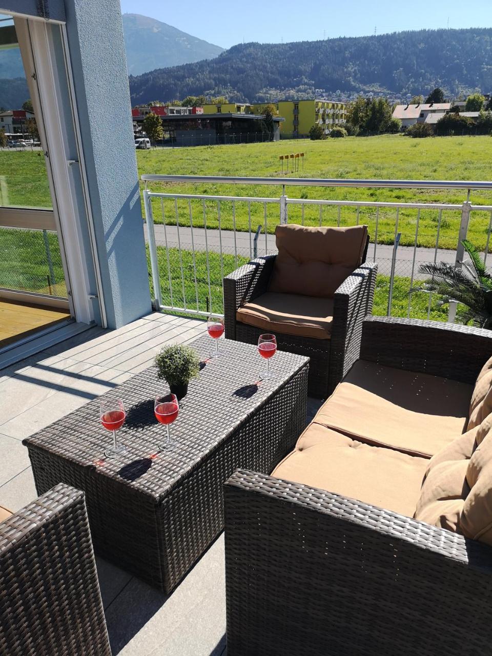 Luxury City Airport Apartment Innsbruck