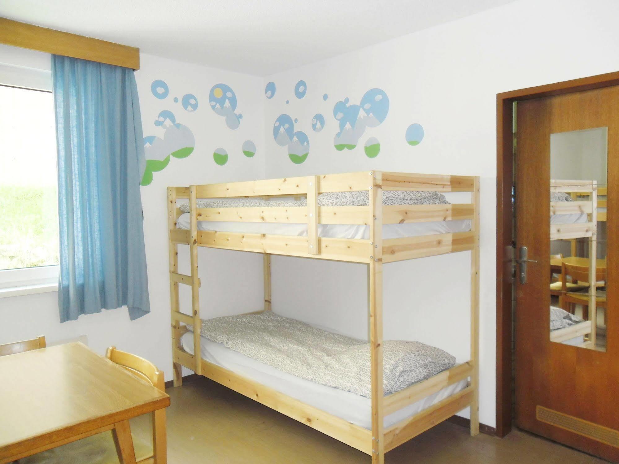Marmota Hostel *