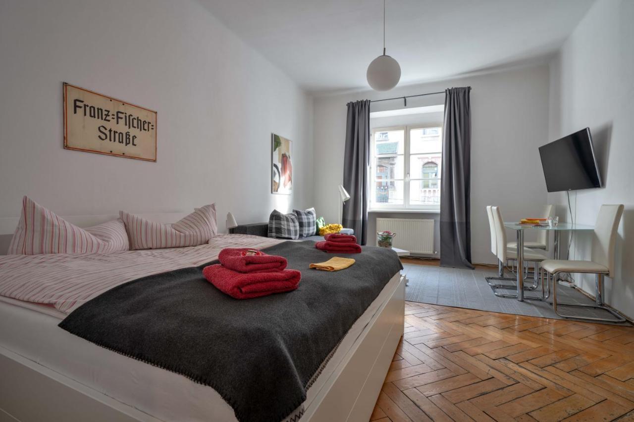 S14 - Rooms & Apartments Apartment *