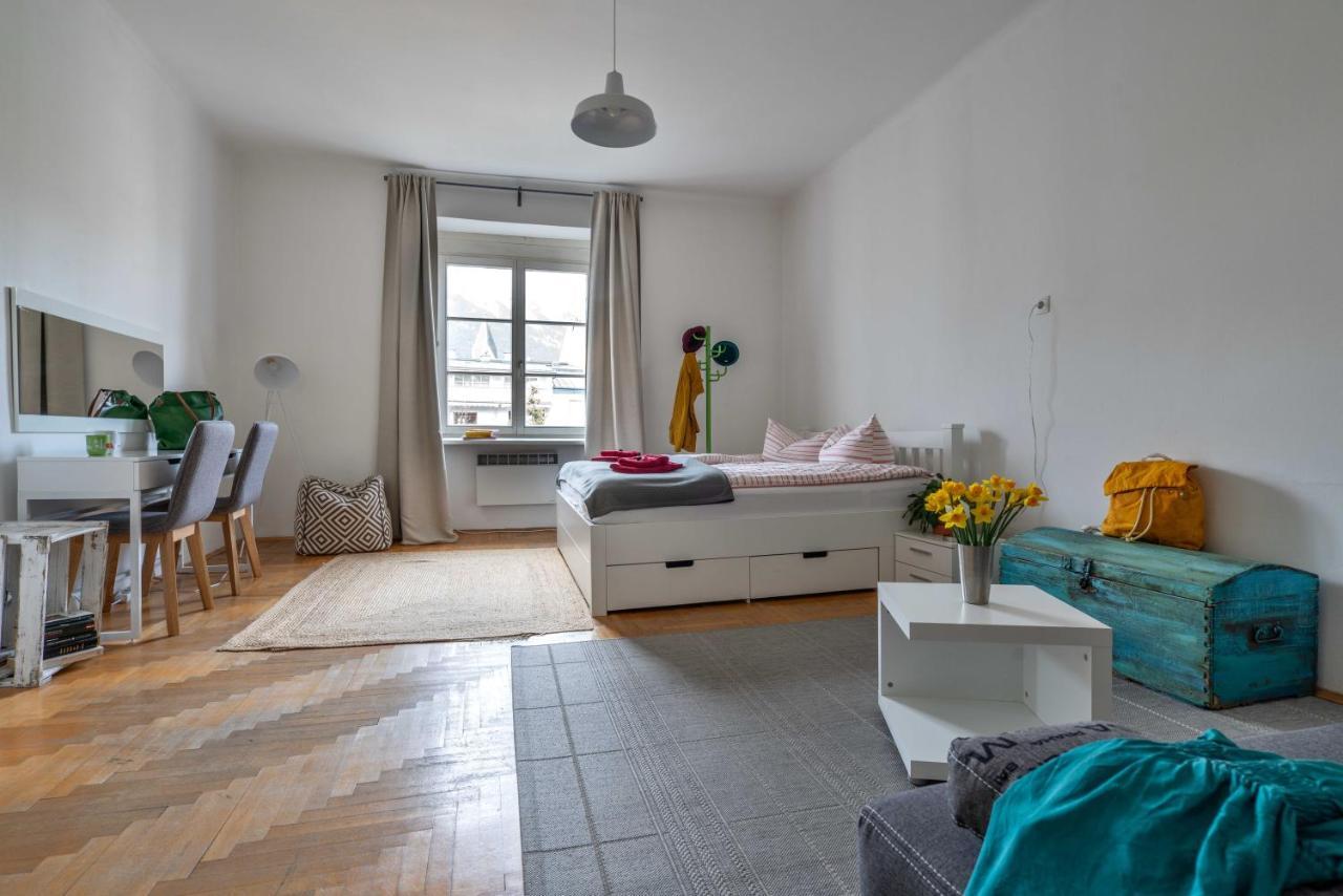 Apartment S14 - Rooms & Apartments