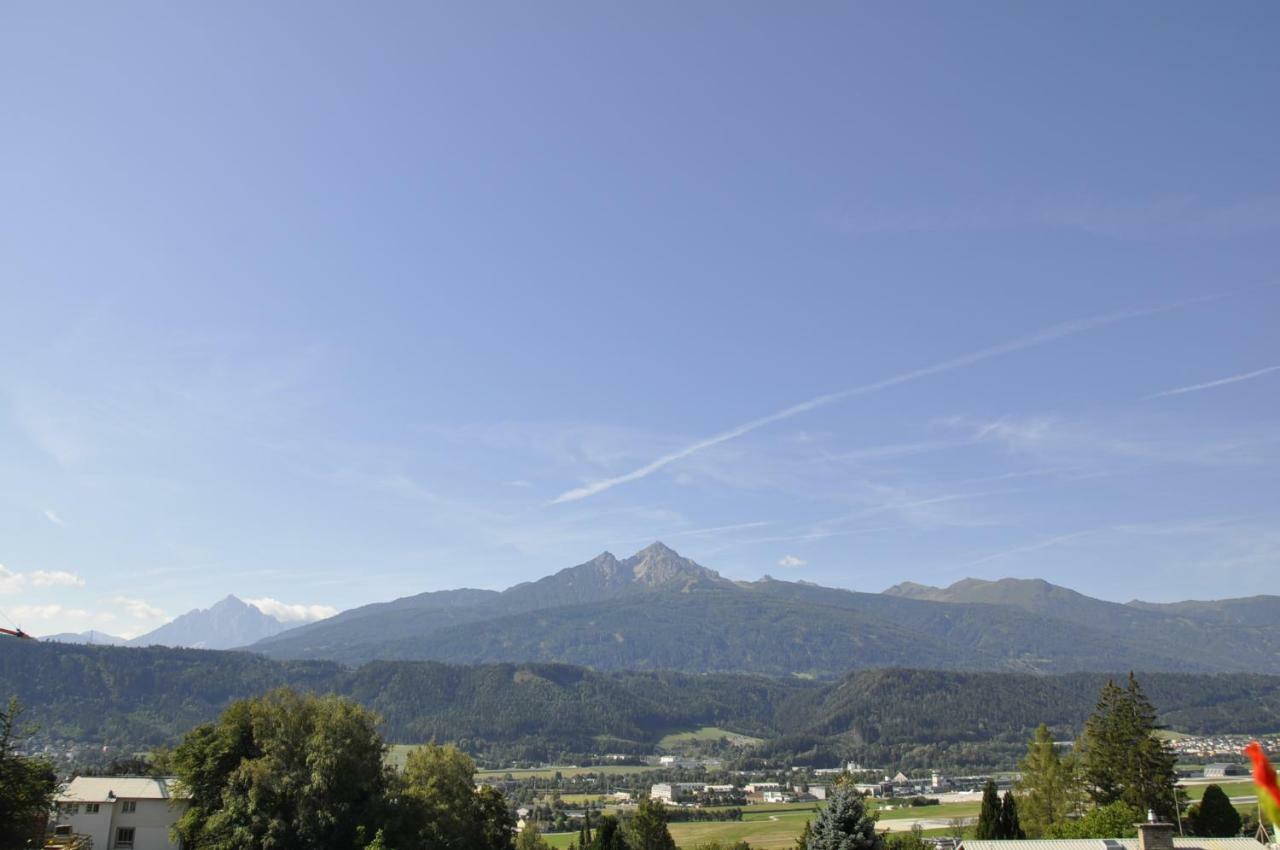 Margit *