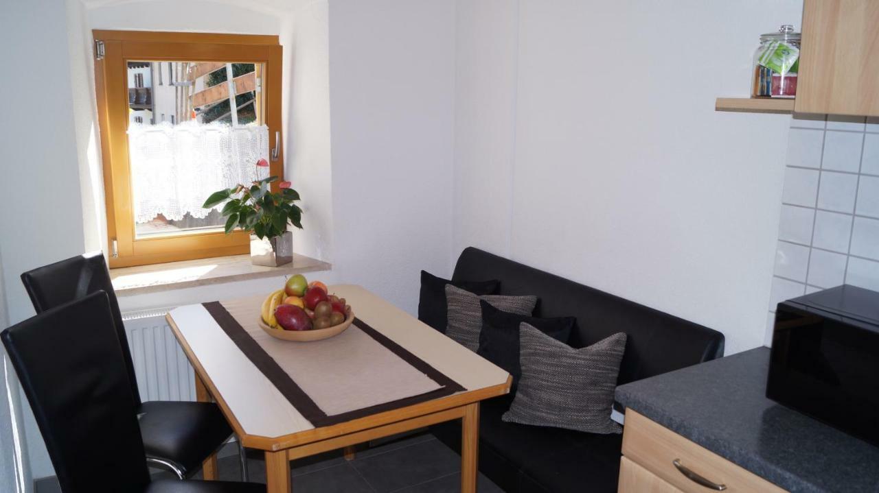 Julius Apartment *