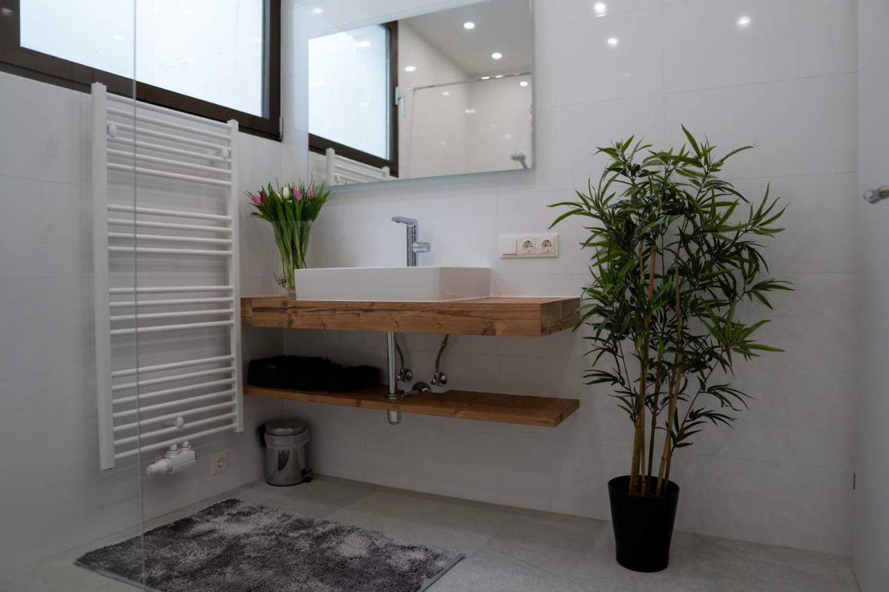 Traditionell-modernes Haus In Hoetting Holiday home *