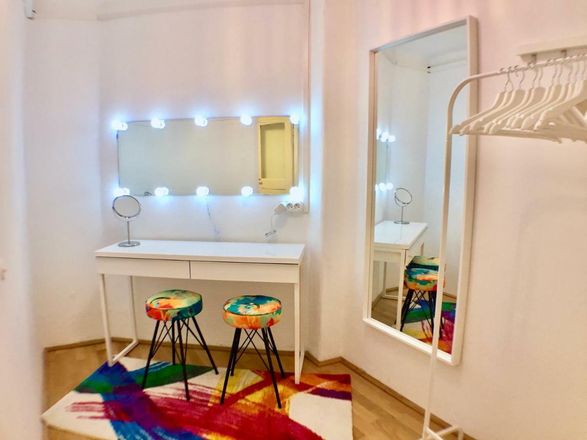 Apartment Central *