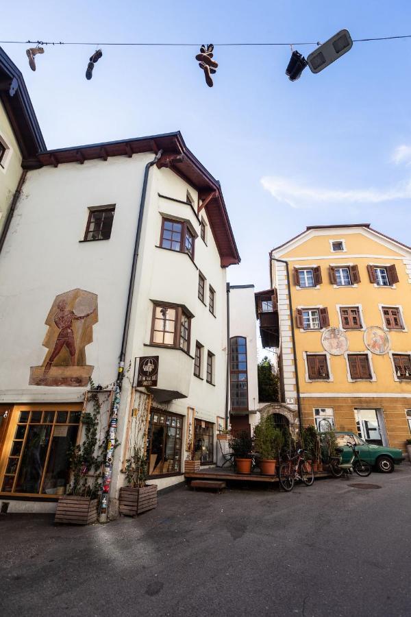 Montagu Innsbruck