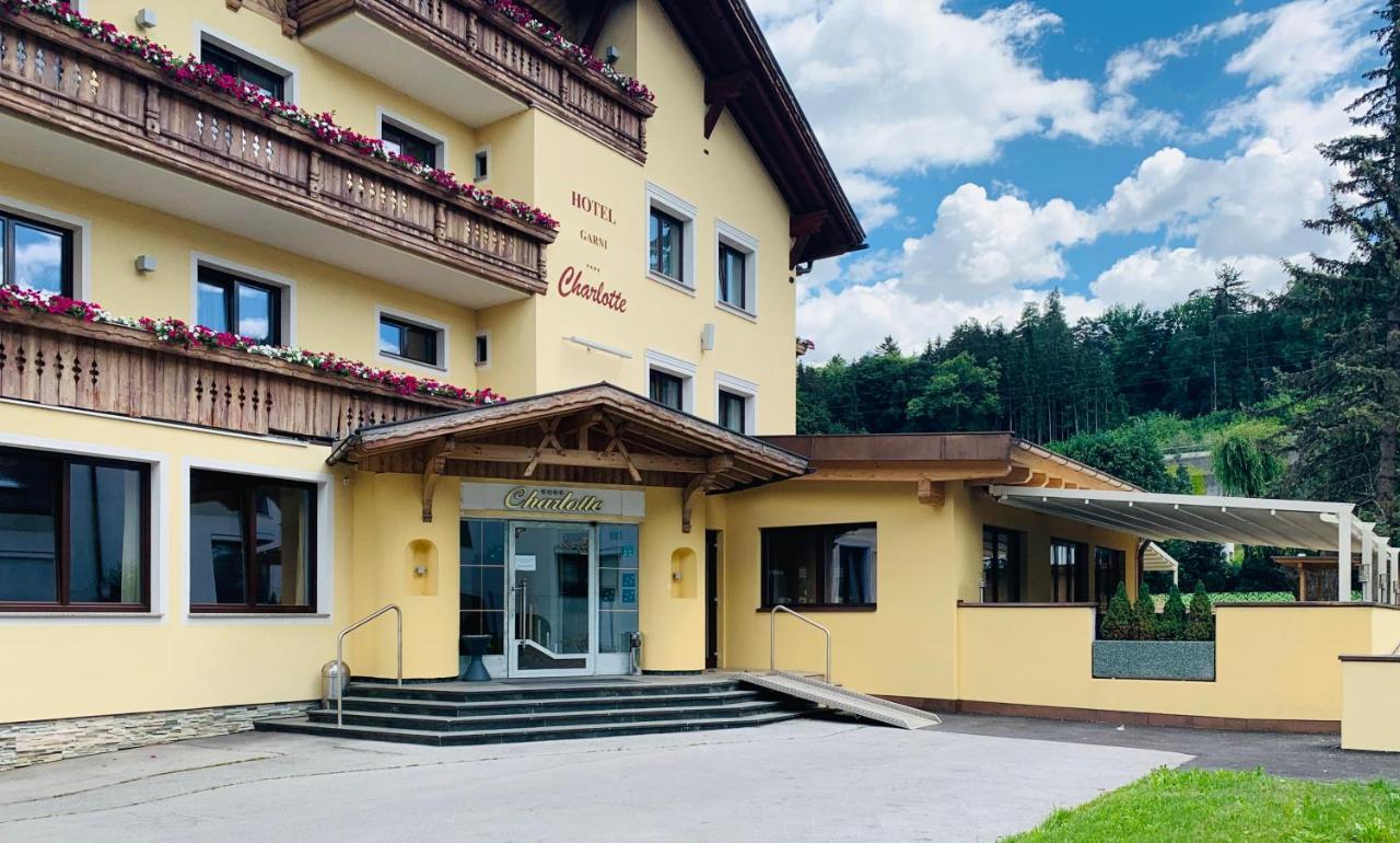 Hotel Charlotte 4*