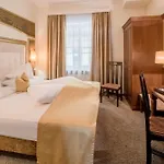 Hotel Goldener Adler, BW Signature Collection