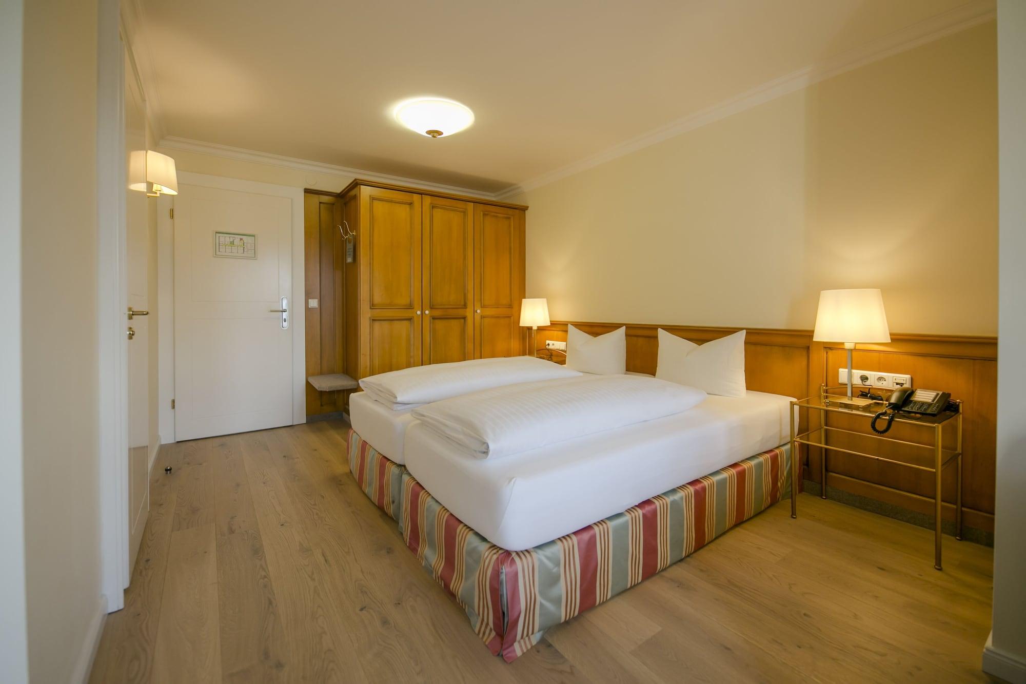 Sailer Hotel