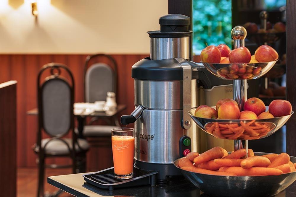 Hotel Central Hotel 4*