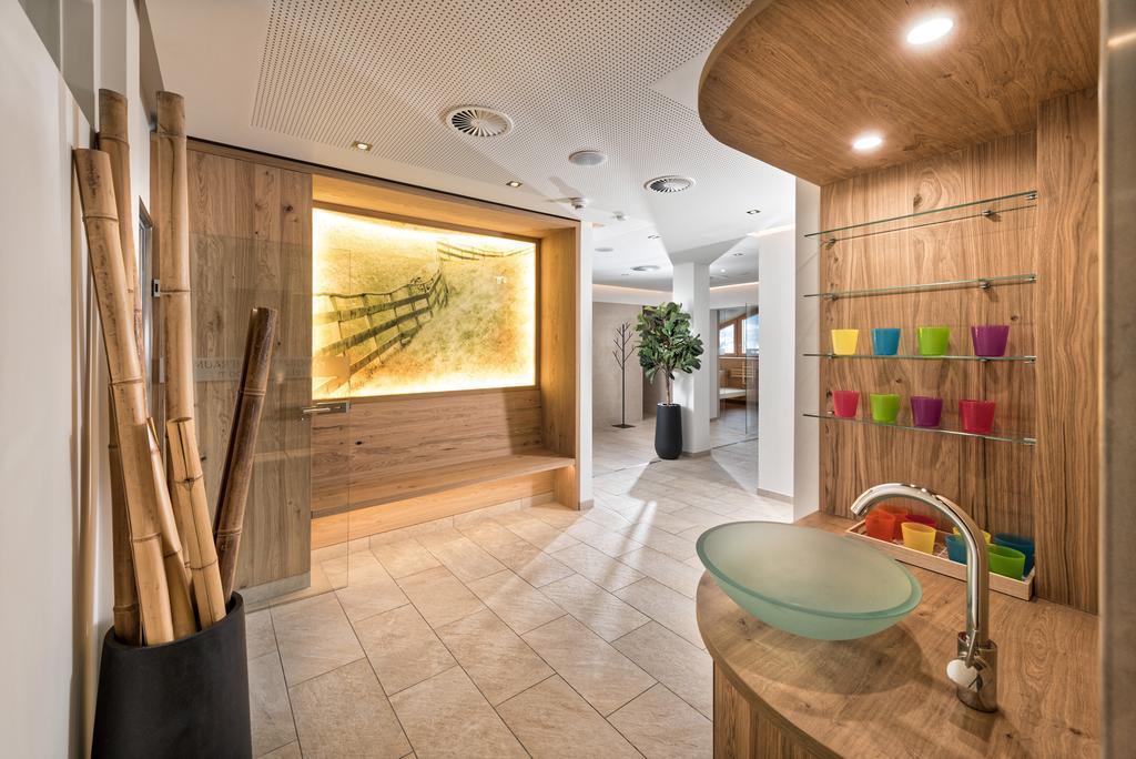 Alphotel