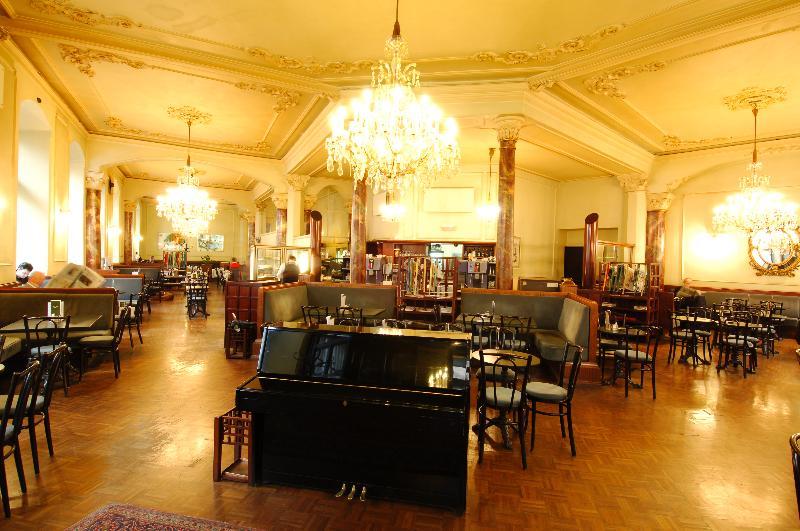 Hotel Central Hotel 4*