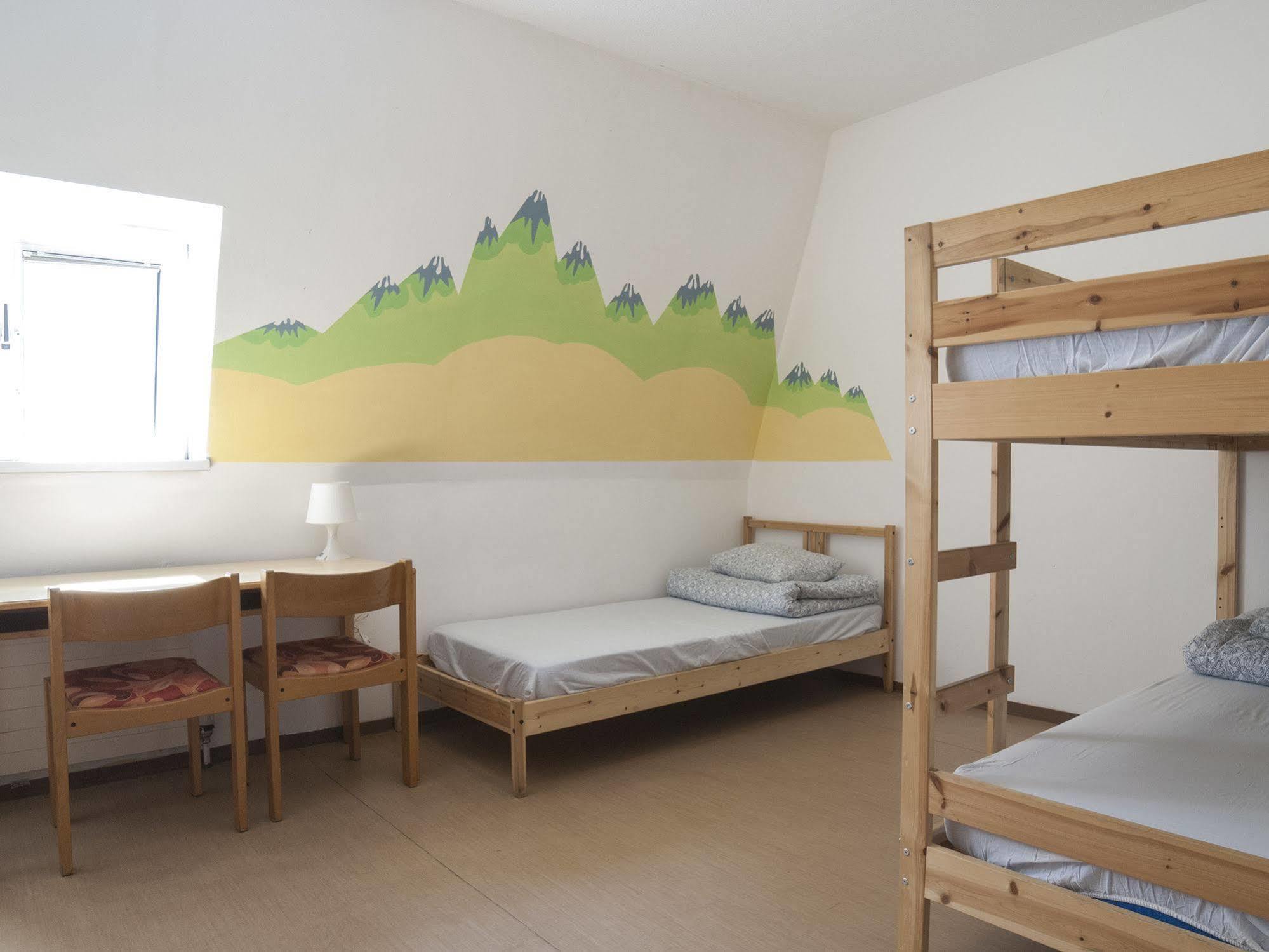 Hostel Marmota