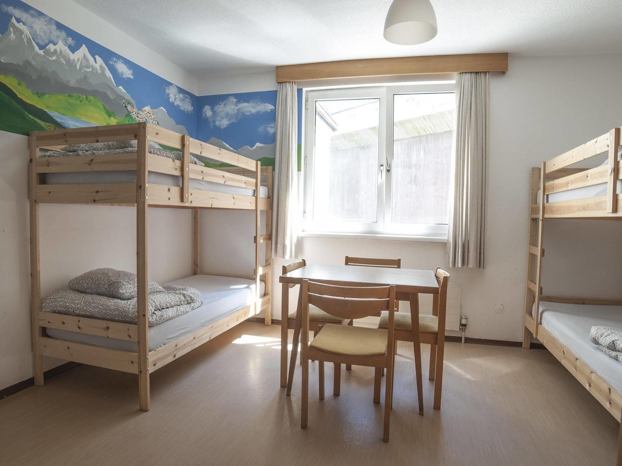 Hostel Hostel Marmota *