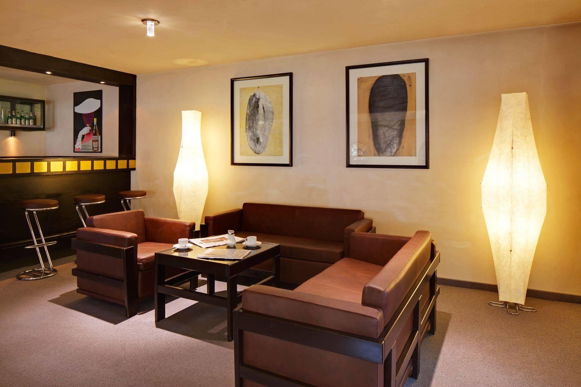 Hotel Central Hotel 4*