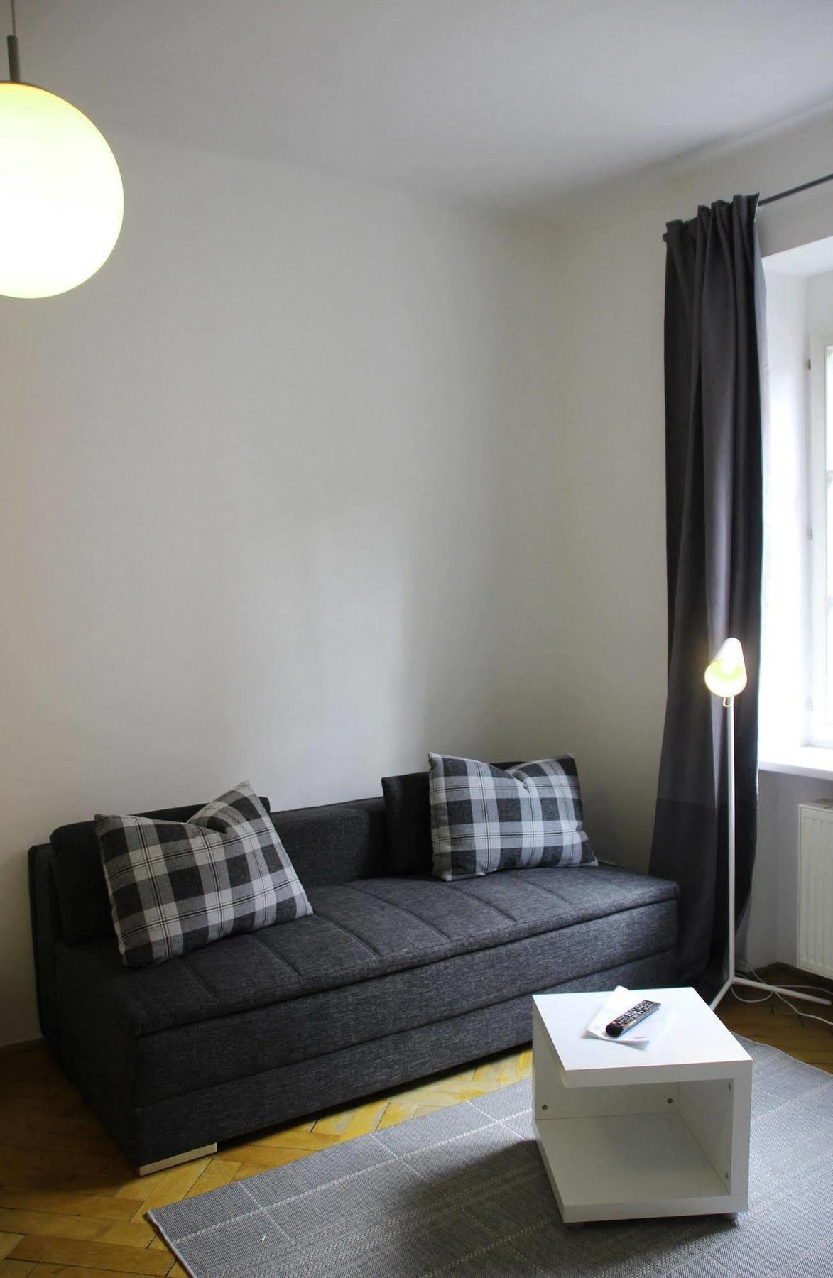Hotel S14 & *