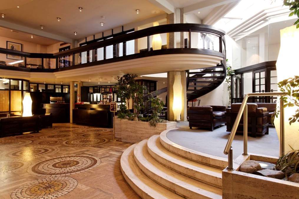 Hotel Central 4*