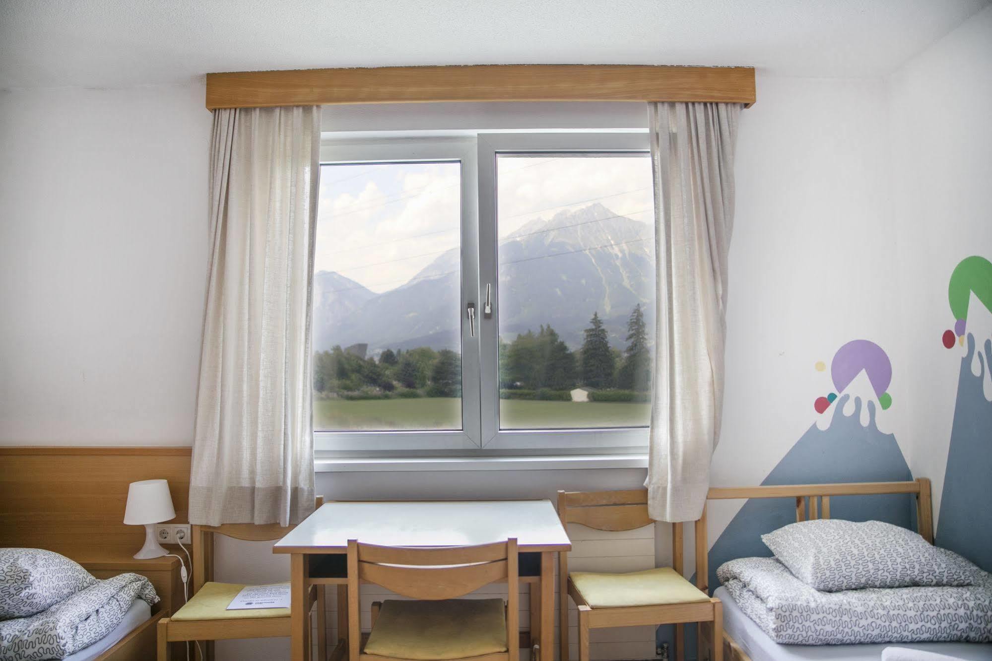 Hostel Marmota * Innsbruck